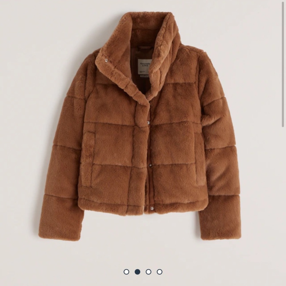 Abercrombie and Fitch faux fur cropped puffer